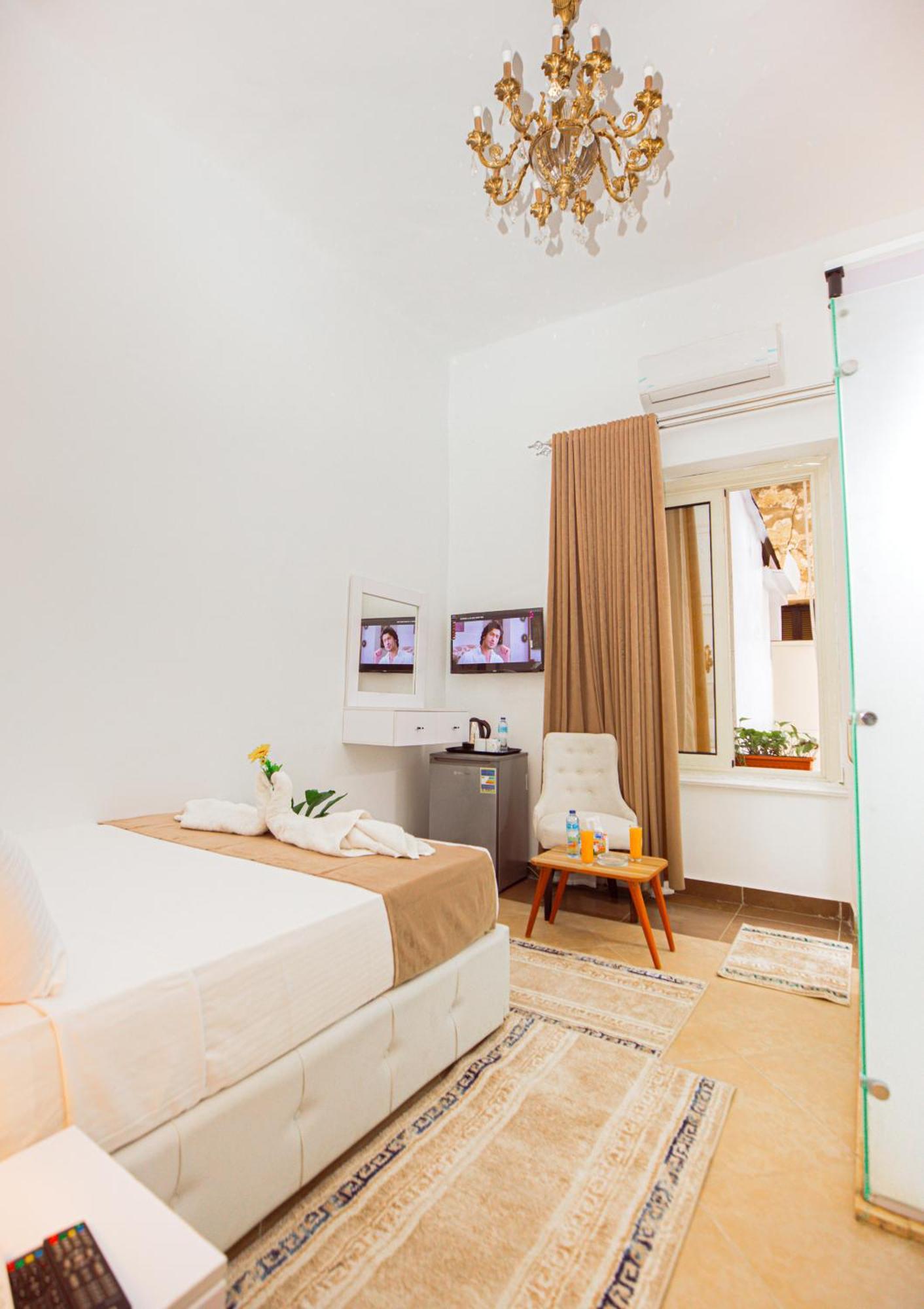 Downtown Antique Hotel Cairo Exterior photo
